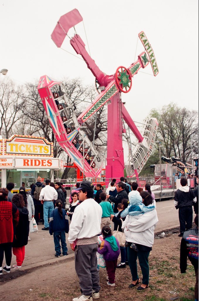 Cinco de Mayo festival in Douglass Park - Chicago Sun-Times