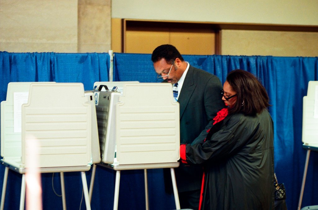 Jesse Jackson votes - Chicago Sun-Times