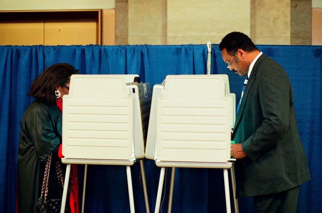Jesse Jackson votes - Chicago Sun-Times