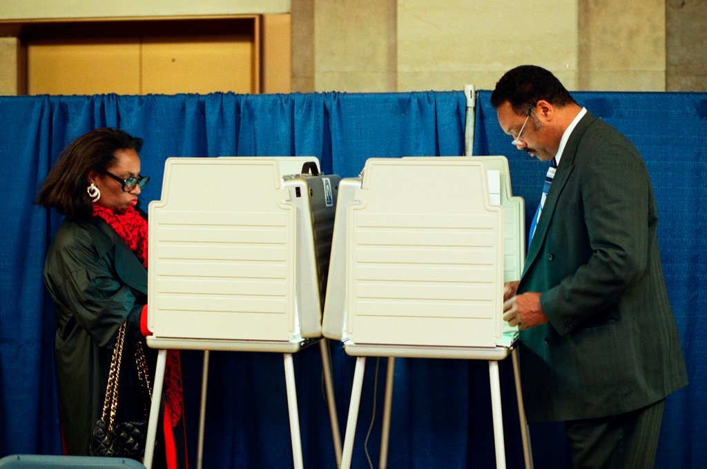 Jesse Jackson votes - Chicago Sun-Times