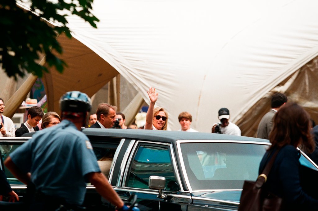 Hillary Clinton visits Gallery 37 - Chicago Sun-Times