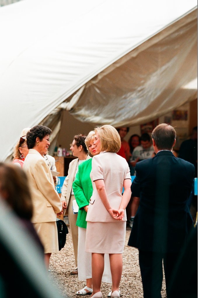 Hillary Clinton visits Gallery 37 - Chicago Sun-Times
