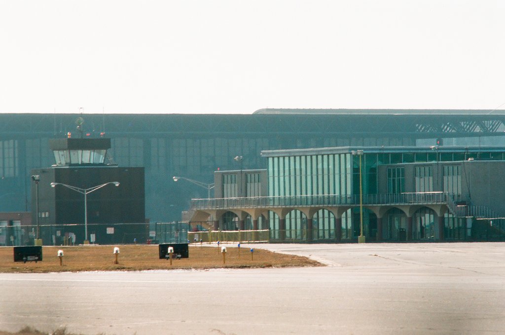 Meigs Field temporarily closed - Chicago Sun-Times