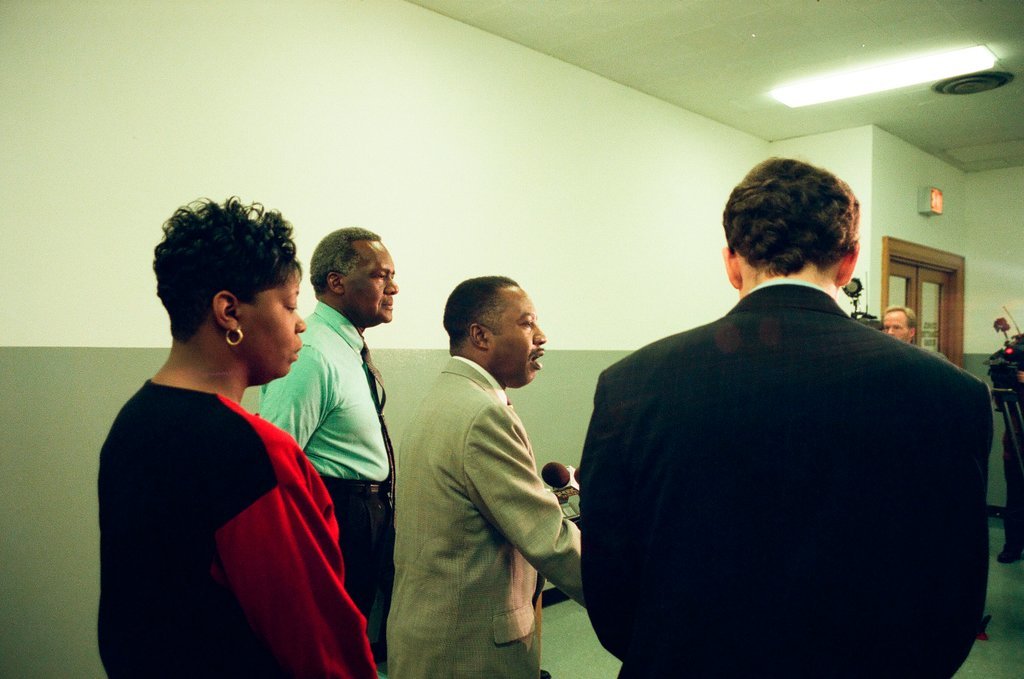 Rickey Hendon speaks to press - Chicago Sun-Times