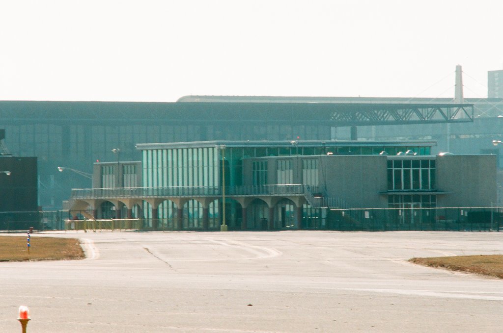 Meigs Field temporarily closed - Chicago Sun-Times