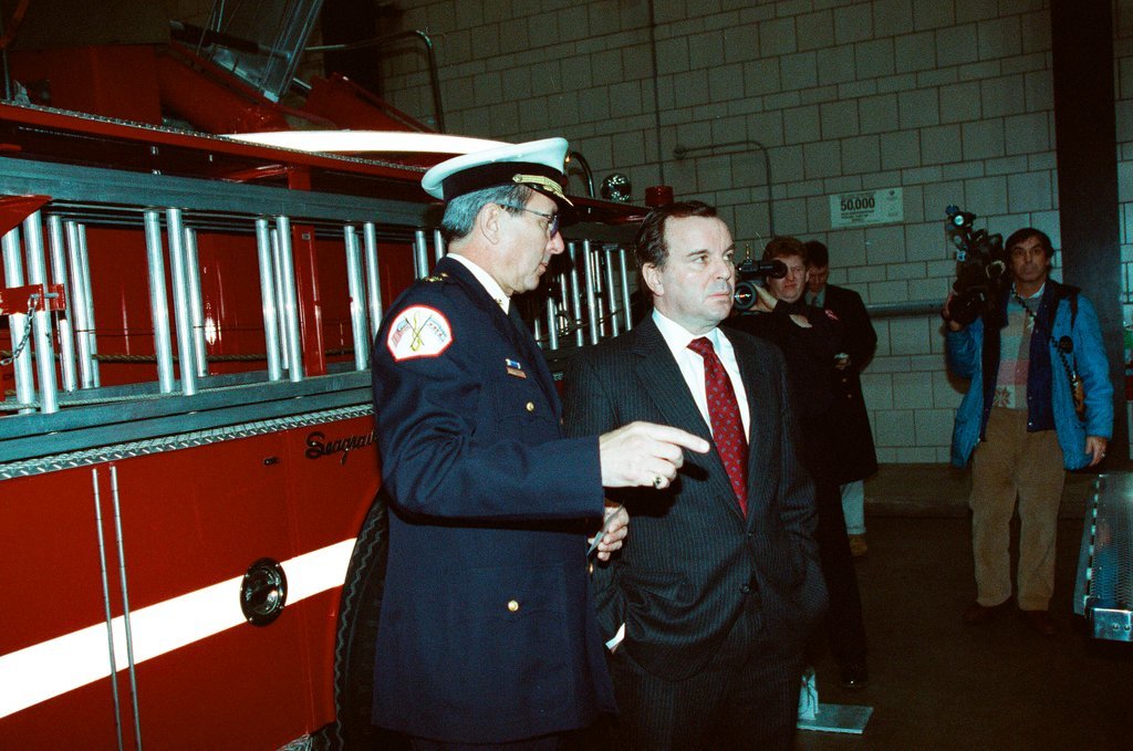 Mayor Daley at the Fire Academy - Chicago Sun-Times