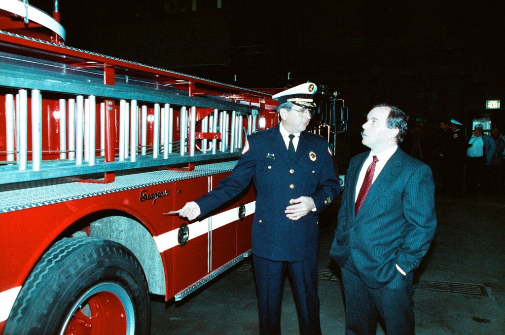 Mayor Daley at the Fire Academy - Chicago Sun-Times