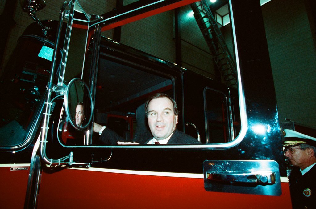 Mayor Daley at the Fire Academy - Chicago Sun-Times