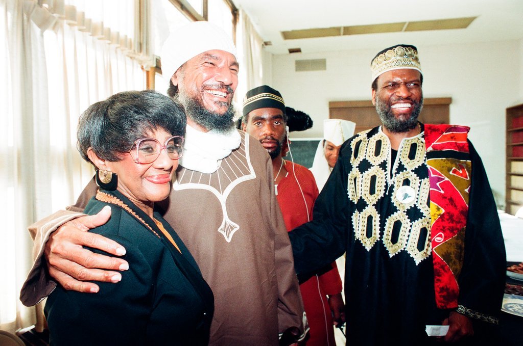 Jesse Jackson at gang summit - Chicago Sun-Times