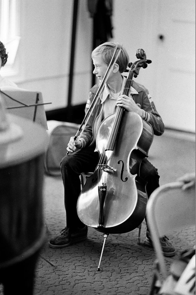 Children play classical music - Chicago Sun-Times
