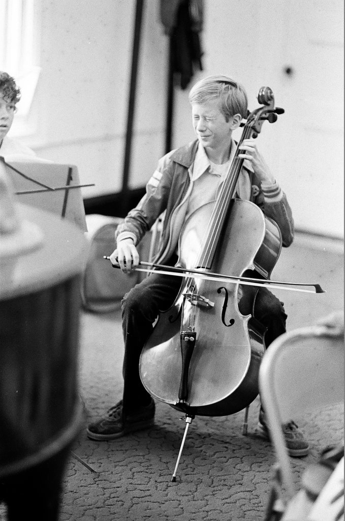 Children play classical music - Chicago Sun-Times