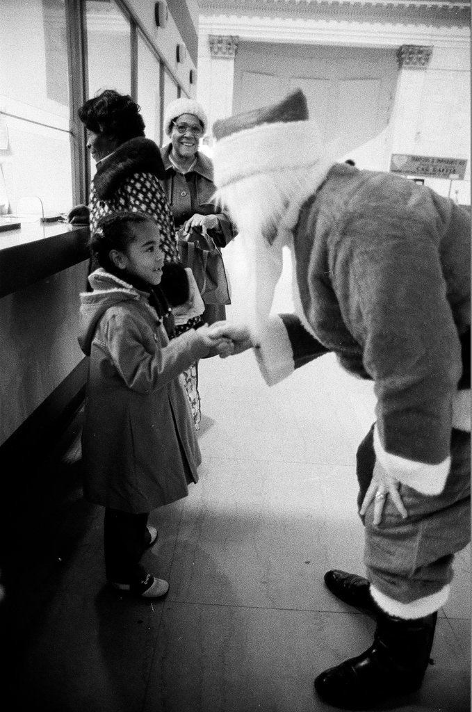 Santa Claus at Union Station - Chicago Sun-Times