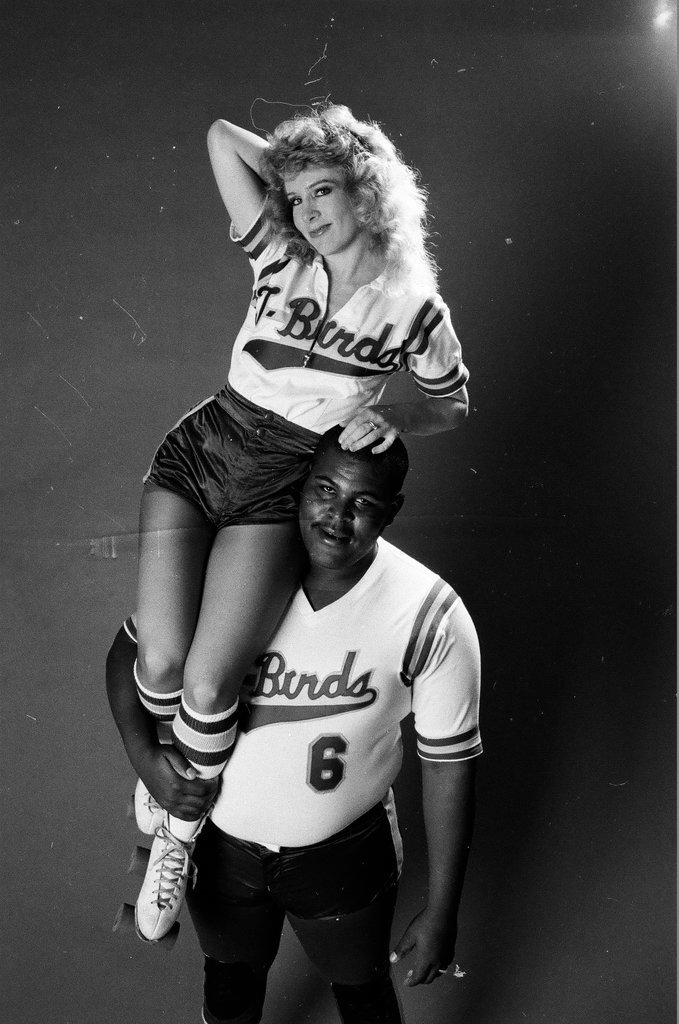 LA roller derby stars - Chicago Sun-Times