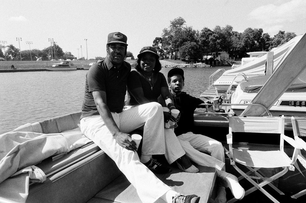 Bowden family at 59th Street Harbor - Chicago Sun-Times