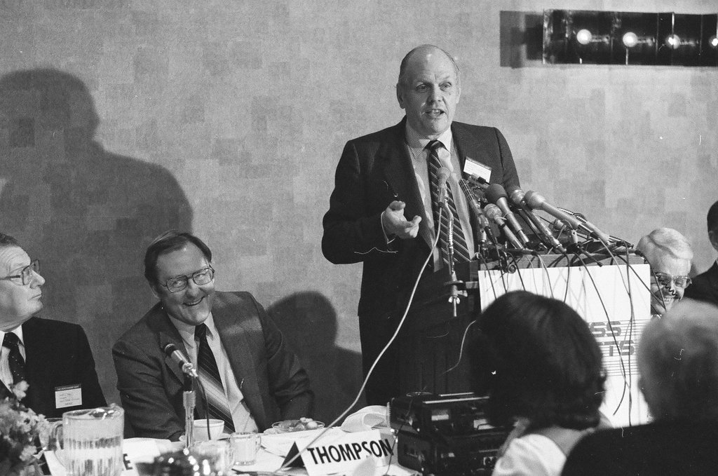 Governor Thompson at M&M Club - Chicago Sun-Times