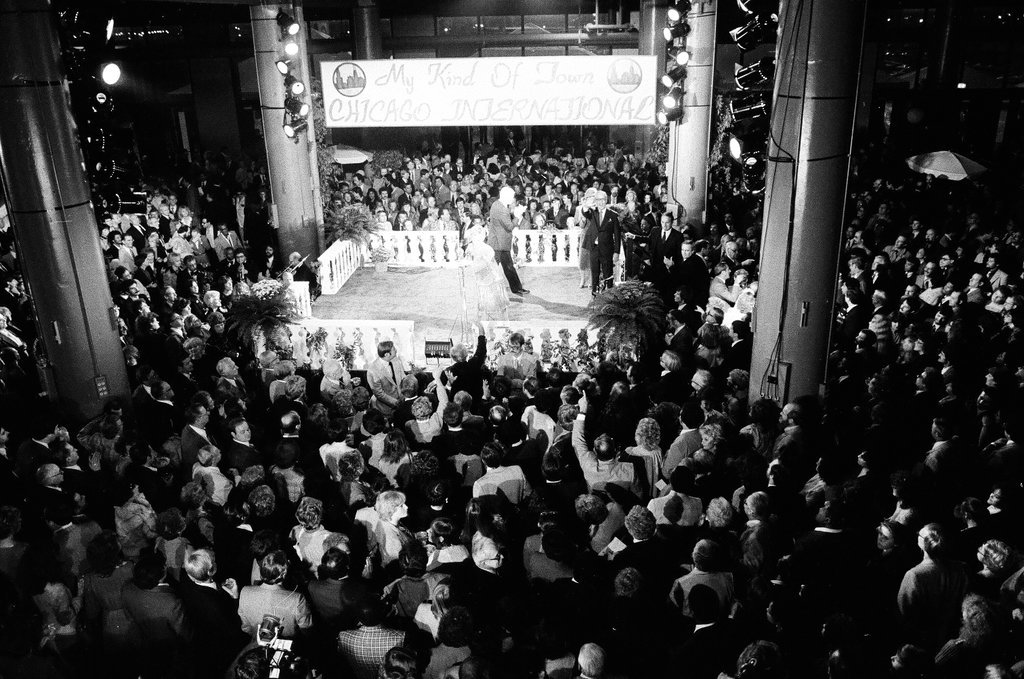 Jane Byrne fundraiser at Donnelley Hall - Chicago Sun-Times