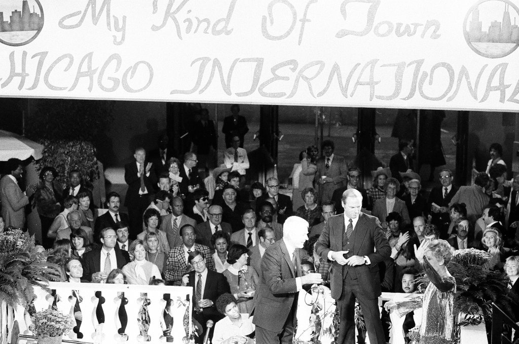 Jane Byrne fundraiser at Donnelley Hall - Chicago Sun-Times