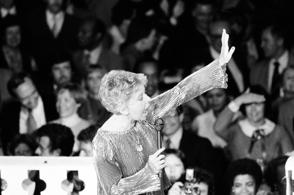 Jane Byrne fundraiser at Donnelley Hall - Chicago Sun-Times