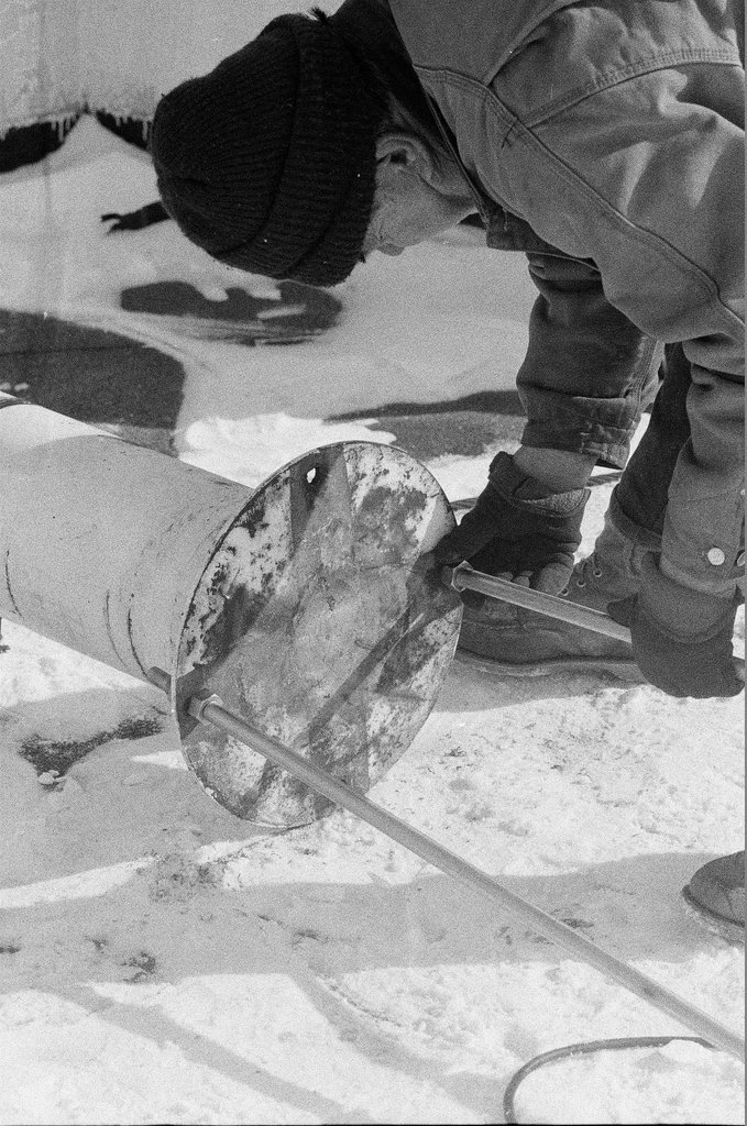 Dismantling Sear Tower antenna - Chicago Sun-Times