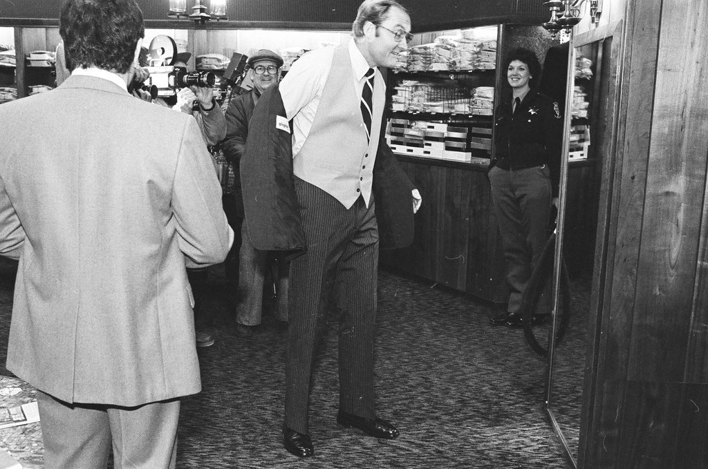 Thompson gets suit for Presidential inauguration - Chicago Sun-Times