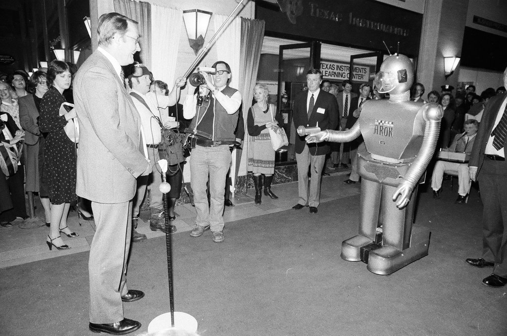 Governor Thompson at M&M Club - Chicago Sun-Times