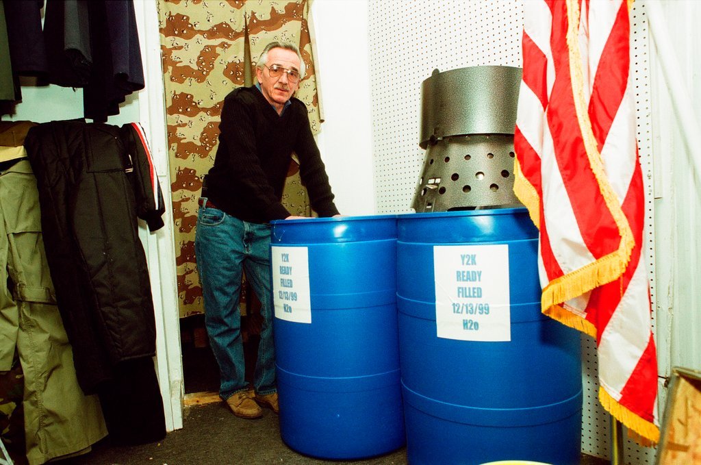 Y2K supplies at Lombard store - Chicago Sun-Times