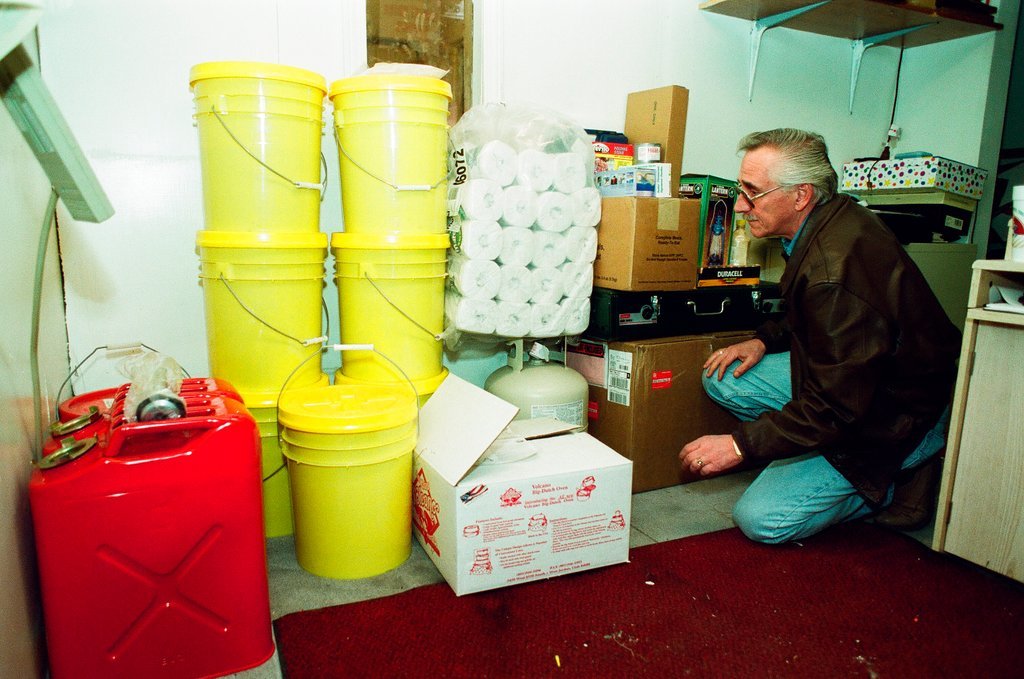 Y2K supplies at Lombard store - Chicago Sun-Times