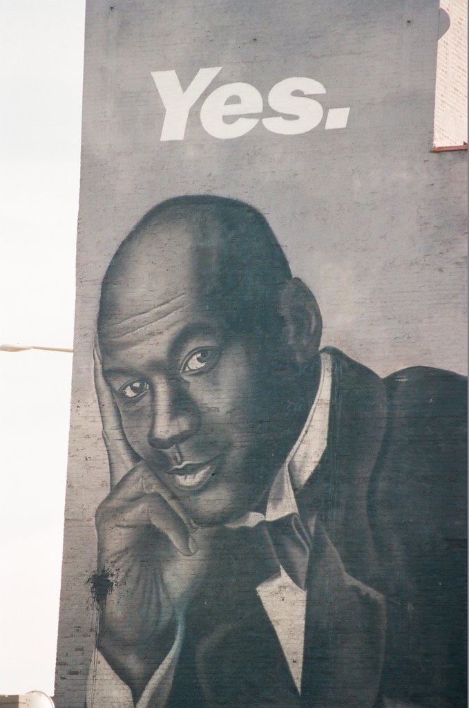 Mural of famous Chicagoans - Chicago Sun-Times