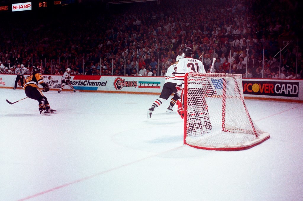 Blackhawks lose Stanley Cup - Chicago Sun-Times