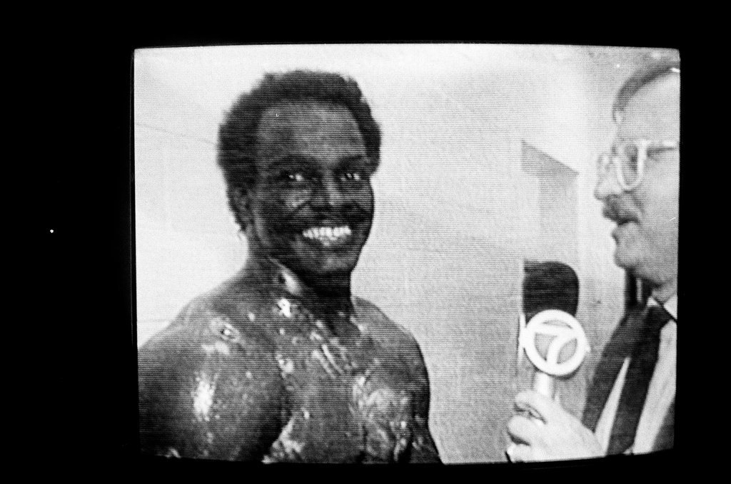 Walter Payton interview on TV - Chicago Sun-Times