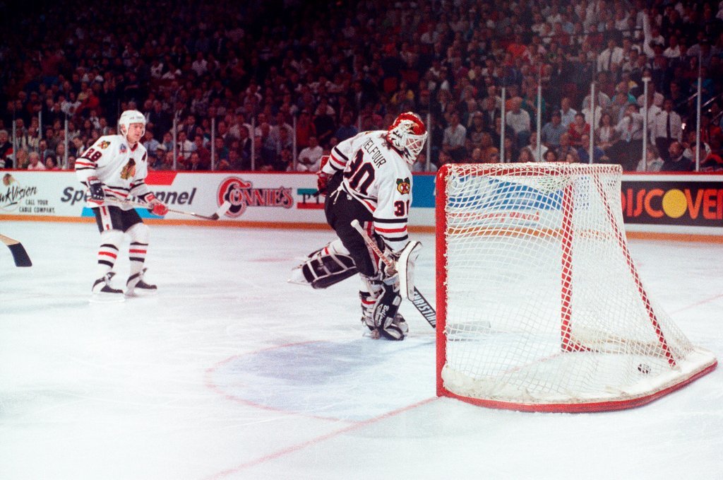 Blackhawks lose Stanley Cup - Chicago Sun-Times