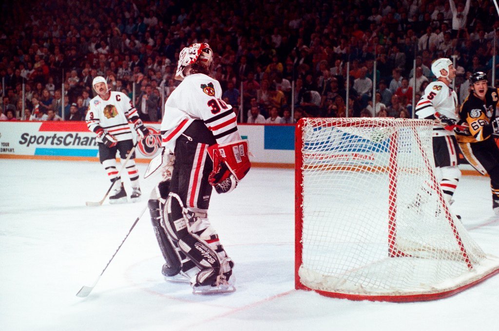 Blackhawks lose Stanley Cup - Chicago Sun-Times