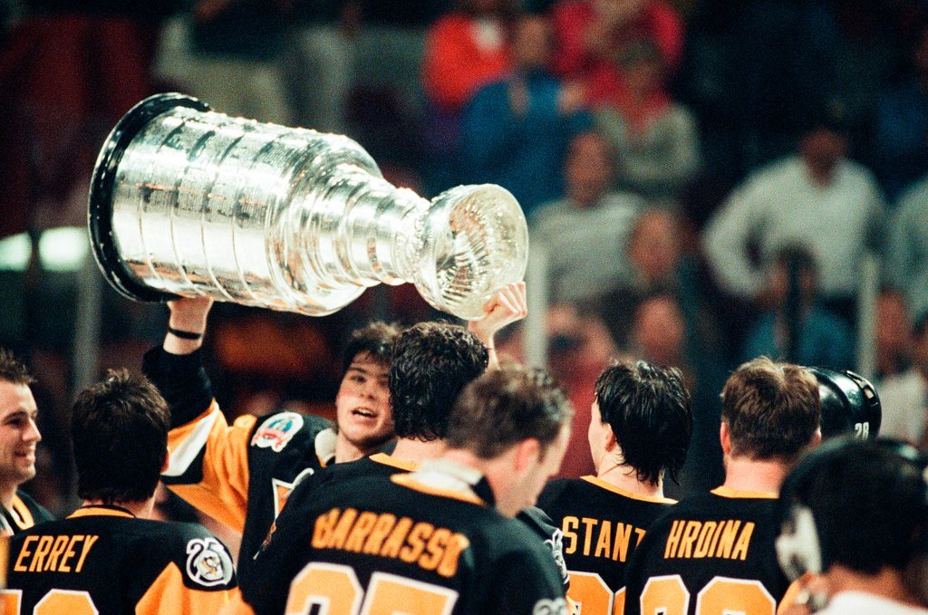 Blackhawks lose Stanley Cup - Chicago Sun-Times