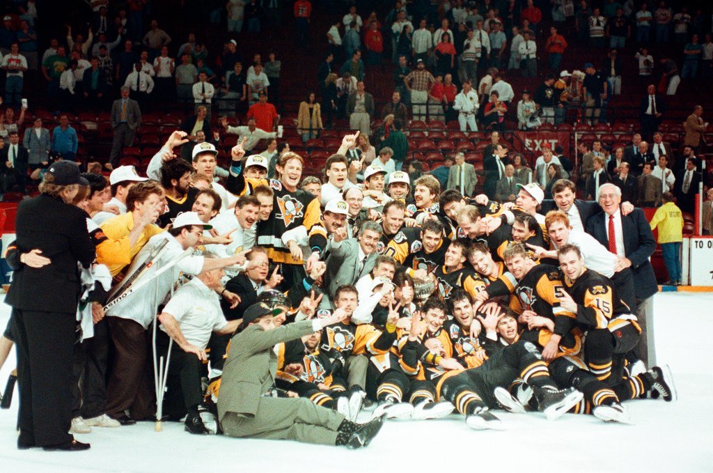 Blackhawks lose Stanley Cup - Chicago Sun-Times
