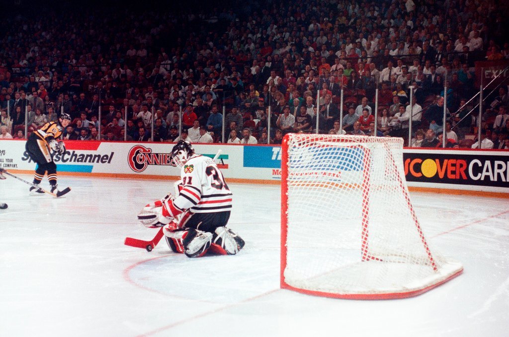 Blackhawks lose Stanley Cup - Chicago Sun-Times