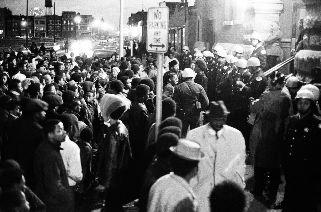 Crowd protests shooting of Michael and John Soto by police officers - John H. White for Chicago Sun-Times