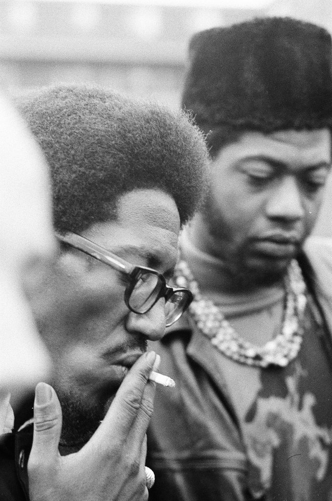 Crowd protests shooting of Michael and John Soto by police officers - Larry Graff for Chicago Sun-Times
