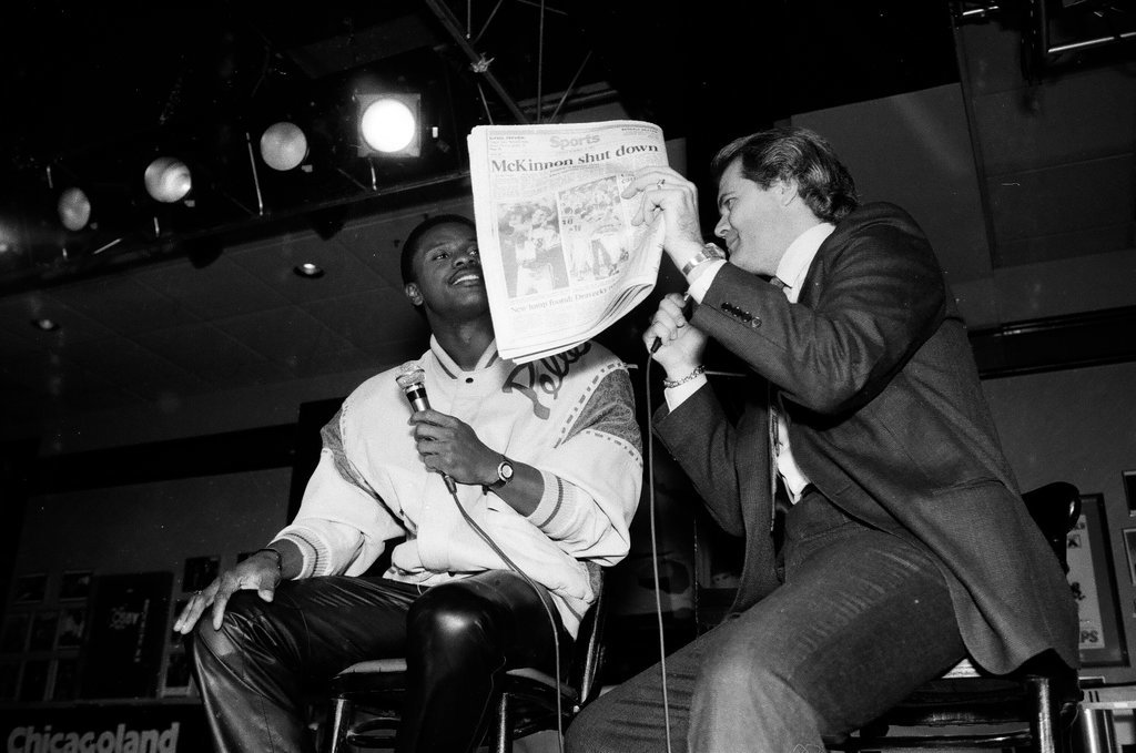 Dennis McKinnon at Bears luncheon - Chicago Sun-Times