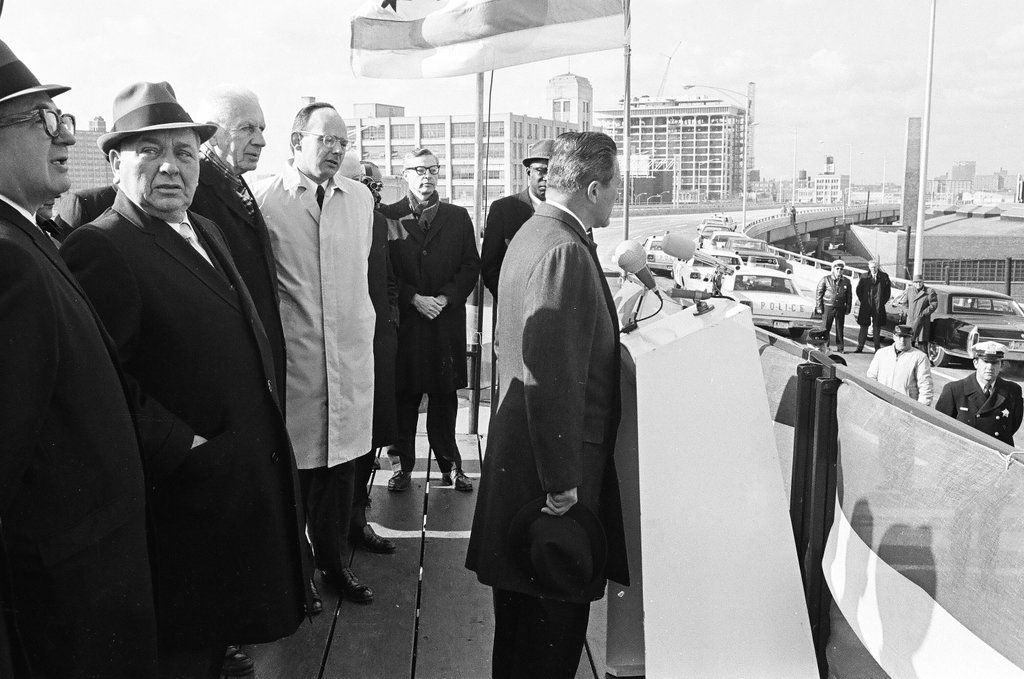 Stevenson Expressway link opened - Chicago Sun-Times
