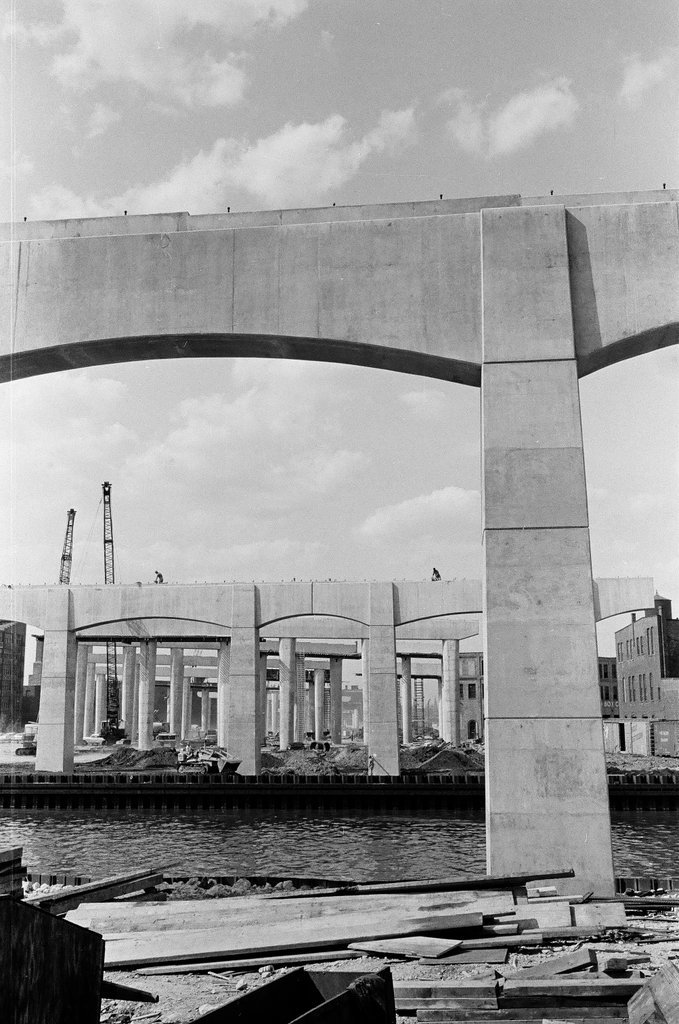 Construction at 62nd and Wentworth - Chicago Sun-Times