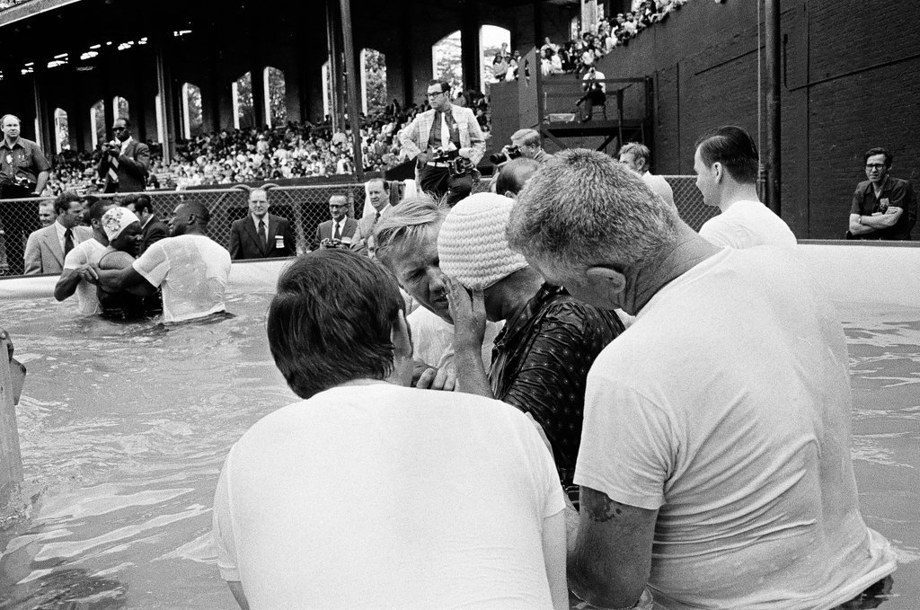 Jehovah's Witness baptism at Comiskey - Chicago Sun-Times