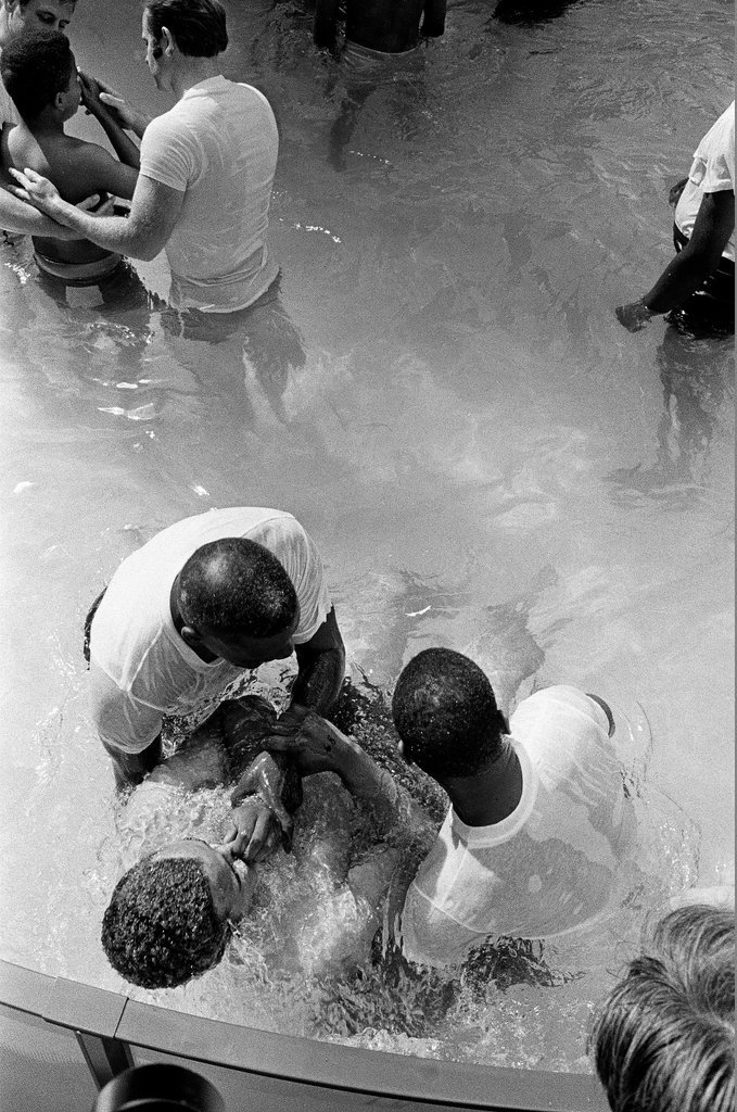 Jehovah's Witness baptism at Comiskey - Chicago Sun-Times