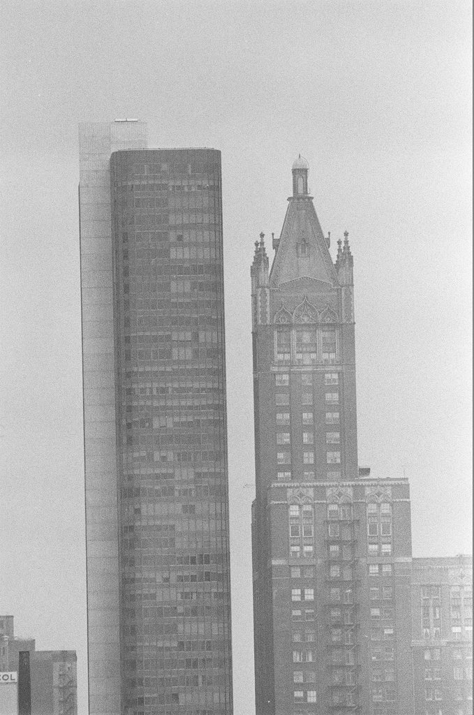 Pearson Hotel demolished - Chicago Sun-Times