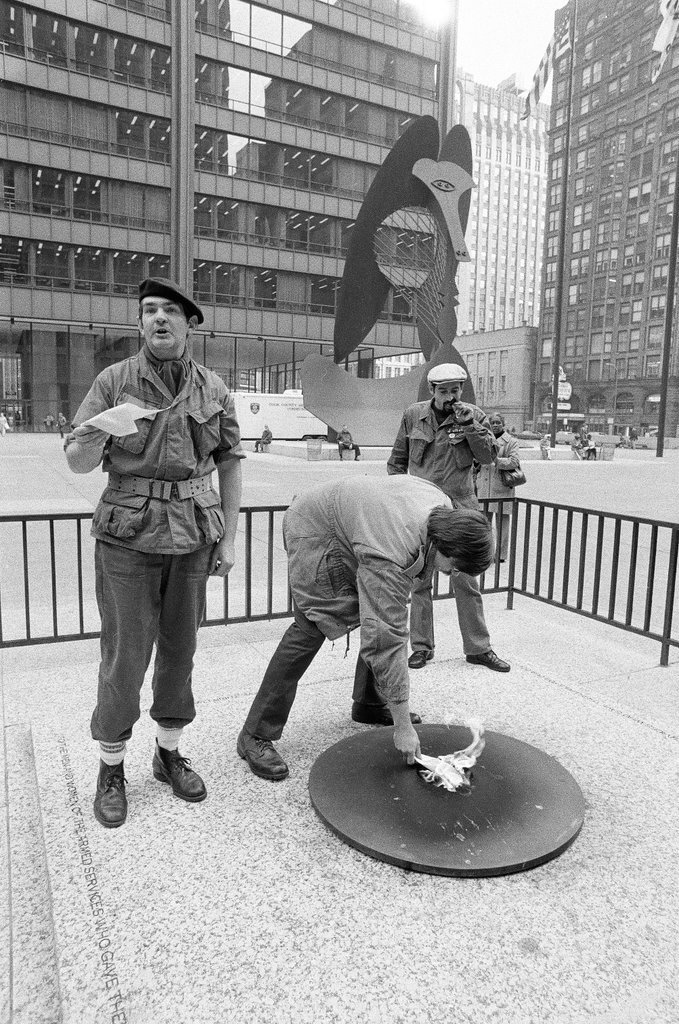 Vietnam veterans protest - Chicago Sun-Times