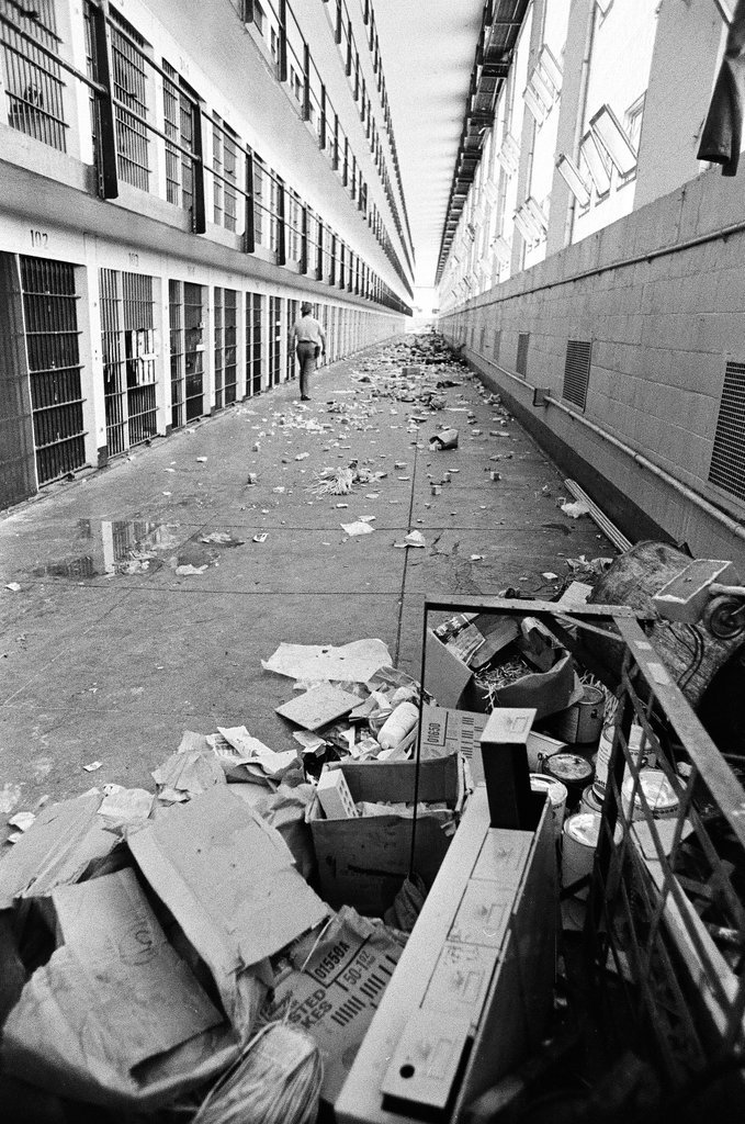 Stateville Prison - Chicago Sun-Times