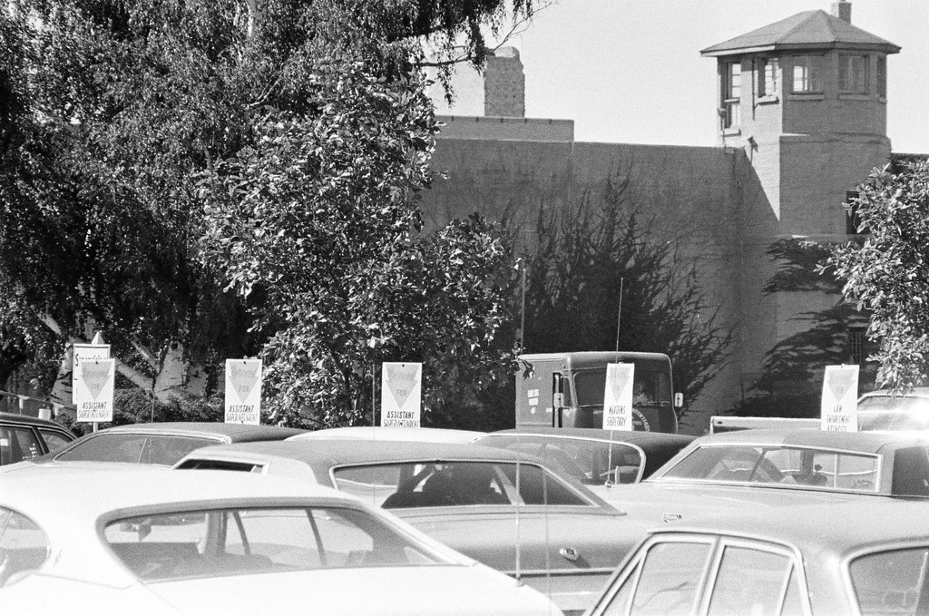 Stateville Prison riot - Chicago Sun-Times