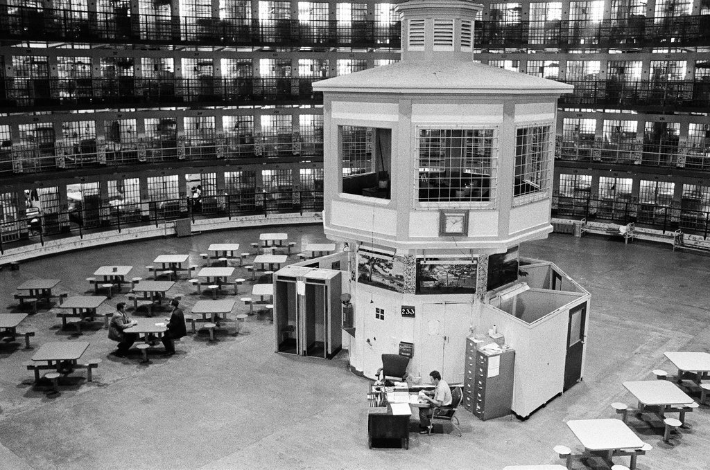 Stateville Prison - Chicago Sun-Times