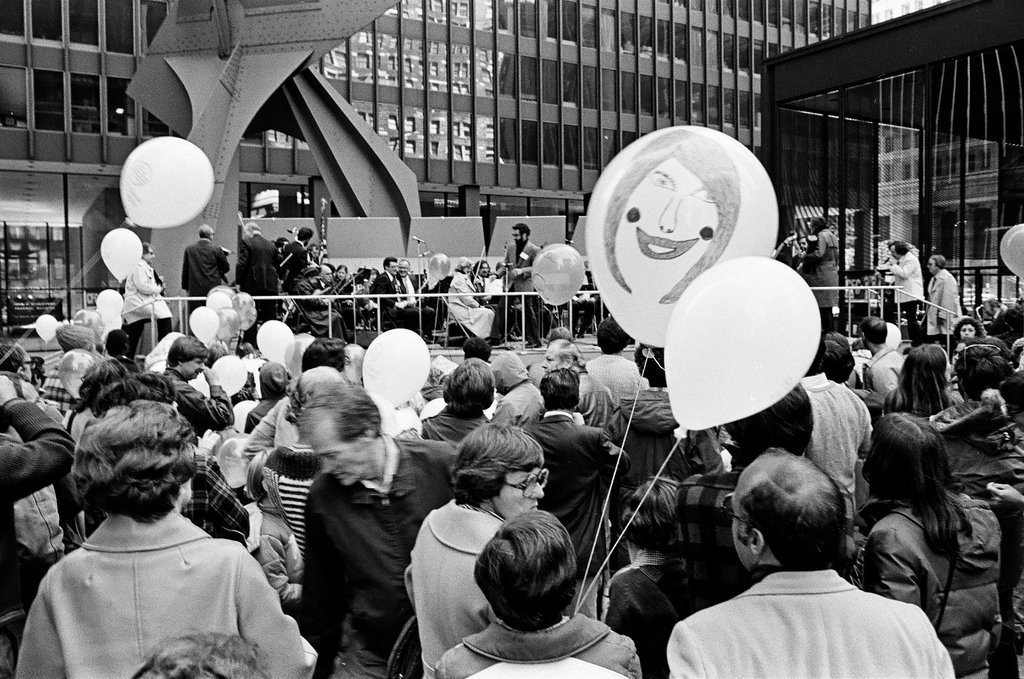 Orchestra concert at Federal Plaza - Chicago Sun-Times