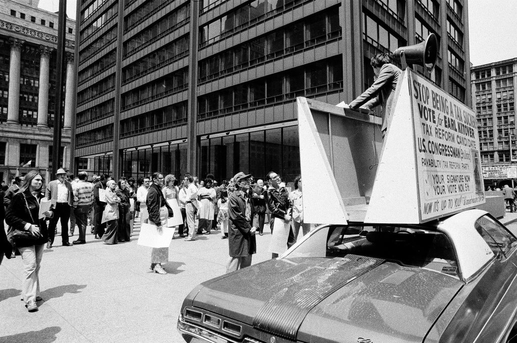 Welfare and campaign rally - Chicago Sun-Times