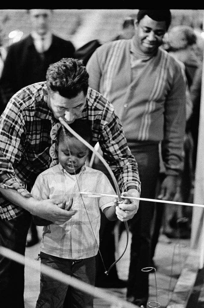 American Indian Center hosts Pow-Wow at Armory - Bob (Robert) Black for Chicago Sun-Times